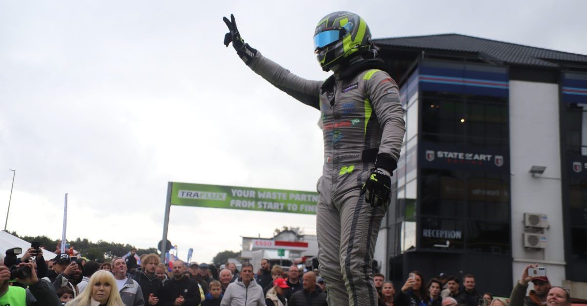 Hattrick in Zolder: Vittorio Ghirelli krönt sich zum ersten dreimaligen Champion der NASCAR Euro Series