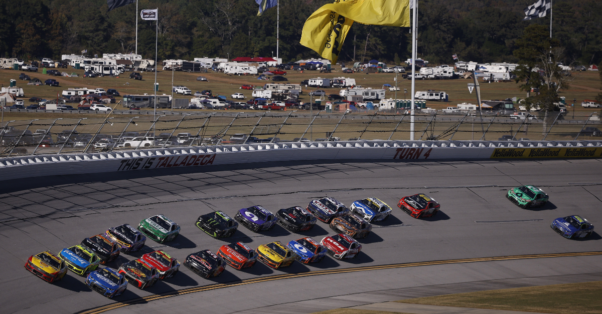 Talladega-Aufreger: Rivale Hamlin nimmt Larson in Schutz und kritisiert NASCARs Willkür